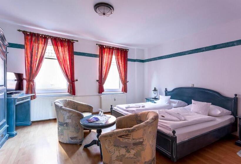 اتاق استاندارد, U Nautic Restaurant & Pension