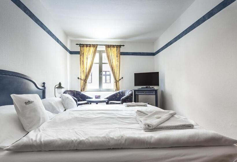 اتاق استاندارد, U Nautic Restaurant & Pension