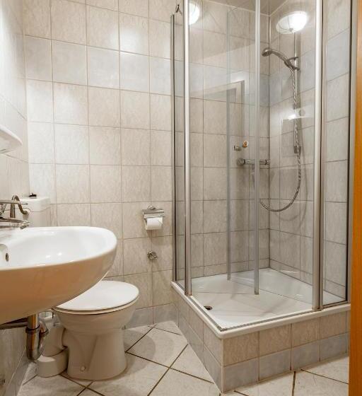 اتاق استاندارد, U Nautic Restaurant & Pension