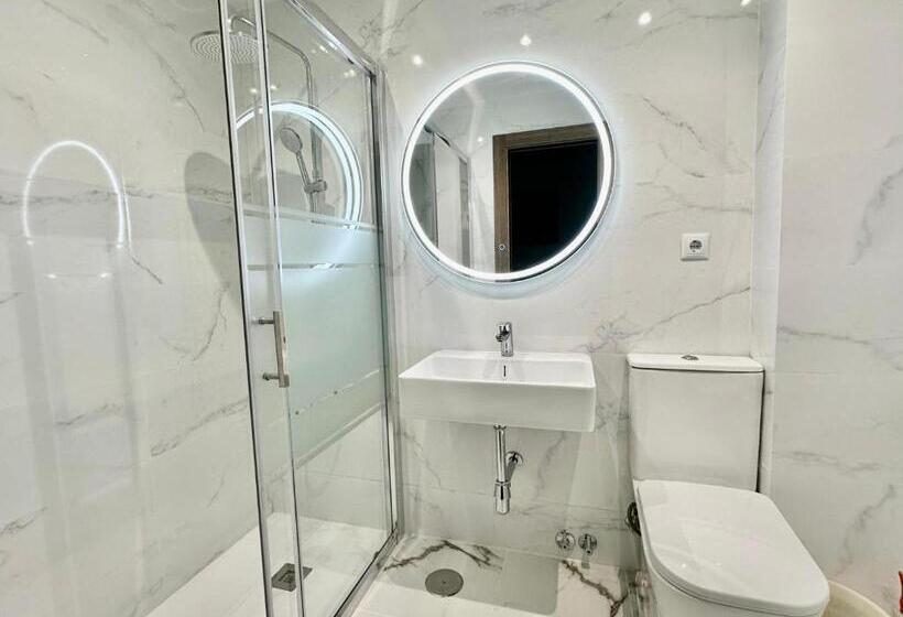 Standard Trippelrum med Balkong, Hostal La Pilarica