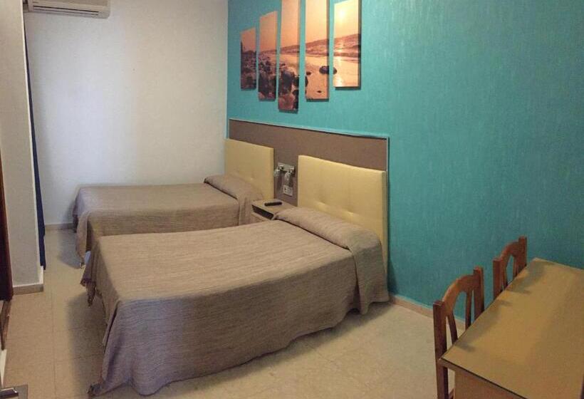 Ekonomiskt Rum, Hostal La Pilarica