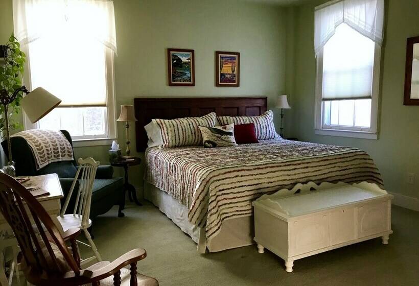 غرفة قياسية, The Bed And Breakfast At Oliver Phelps