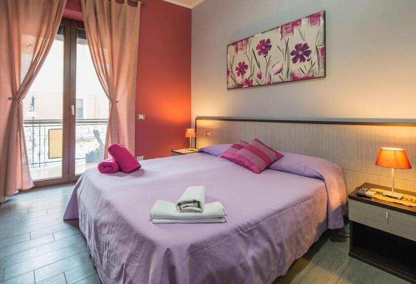 Номер Стандарт с Балконом, B&b Eco