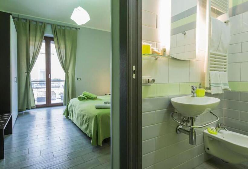 Номер Стандарт с Балконом, B&b Eco