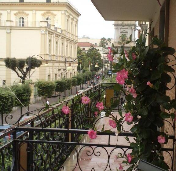 Номер Стандарт с Балконом, B&b Eco