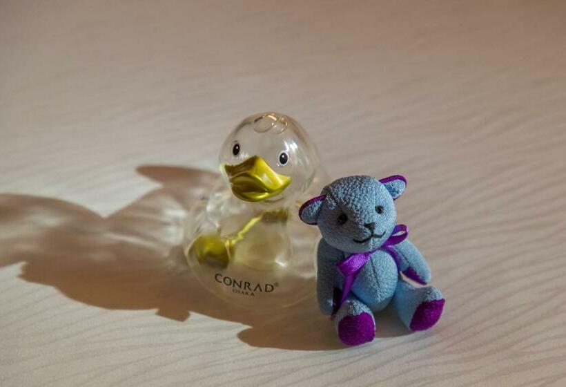 带大床的豪华间, Conrad Osaka