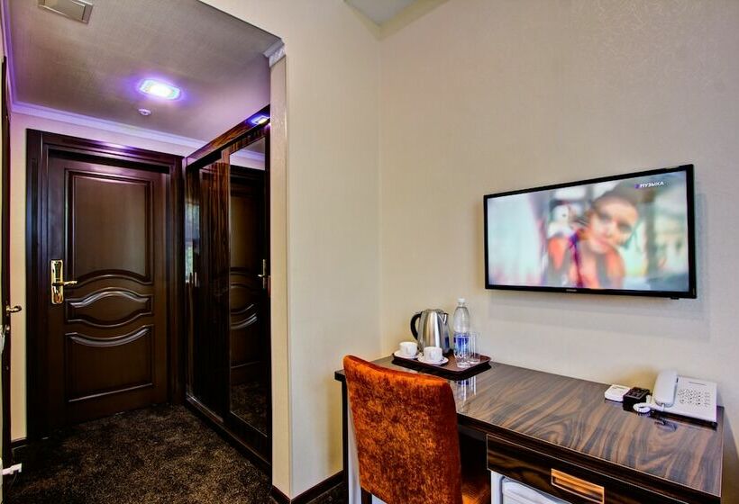 اتاق استاندارد یک نفره, Discovery