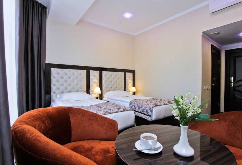 اتاق سوپریور, Discovery