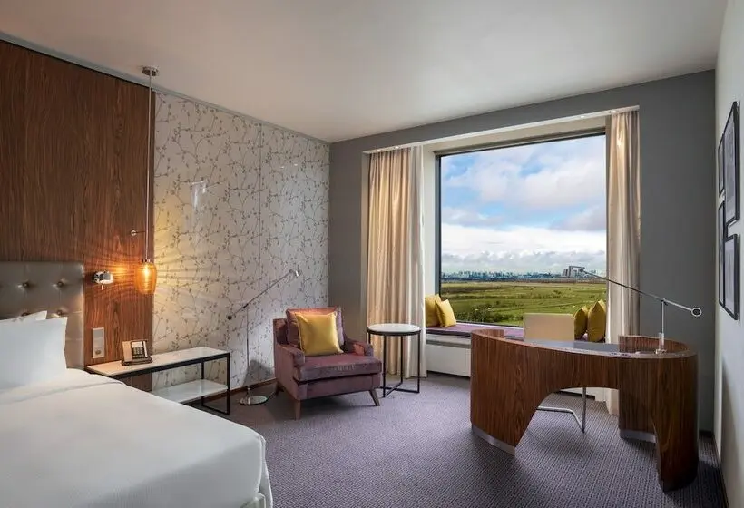 Executive-huone, Hilton Saint Petersburg Expoforum