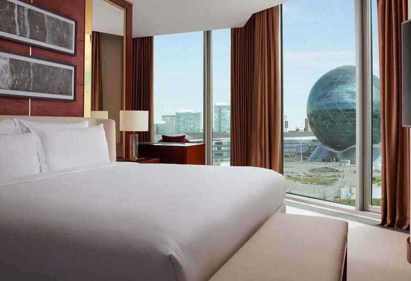 Президентский Люкс, Hilton Saint Petersburg Expoforum