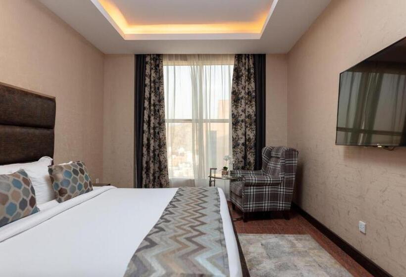 מיטת קינג בסוויטה, M Hotel Makkah By Millennium