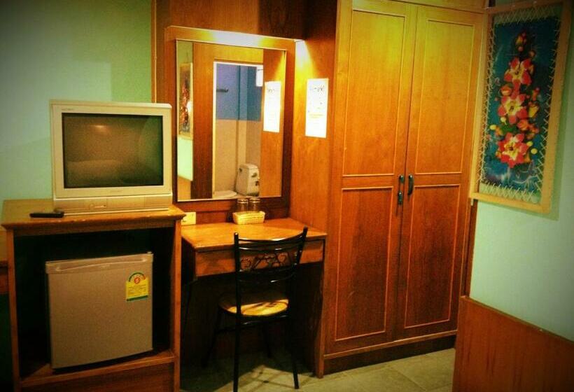 غرفة سوبيريور ثلاثية, Mr.black Resort