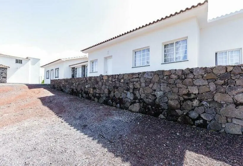 Villa 3 Makuuhuonetta, Pico Dreams
