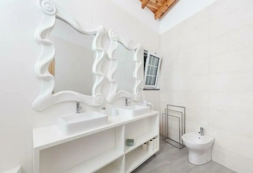 Villa 3 Makuuhuonetta, Pico Dreams