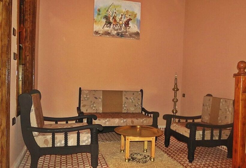 Номер Стандарт, Riad L'authentique