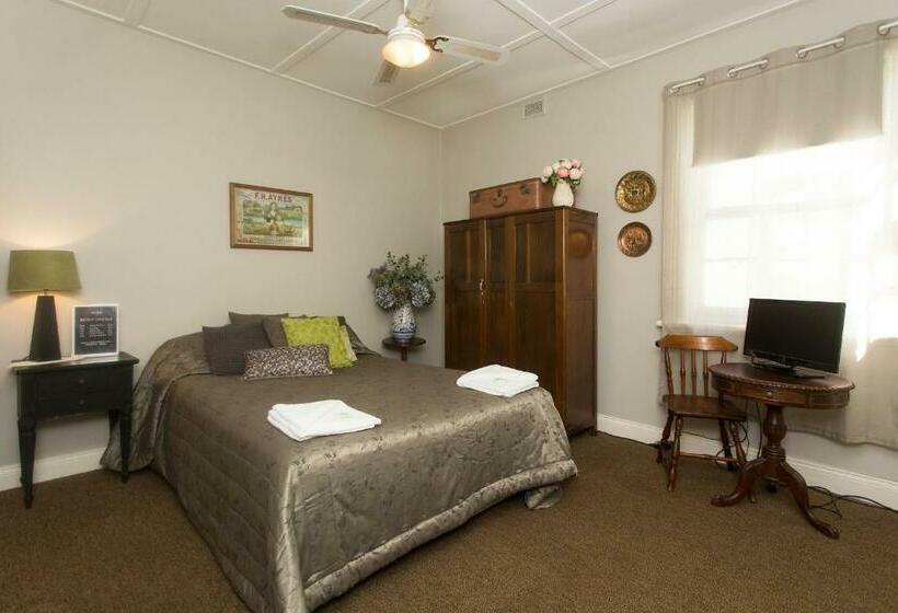 חדר סטנדרט חדר אמבטיה משותף, Southern Railway Hotel Goulburn