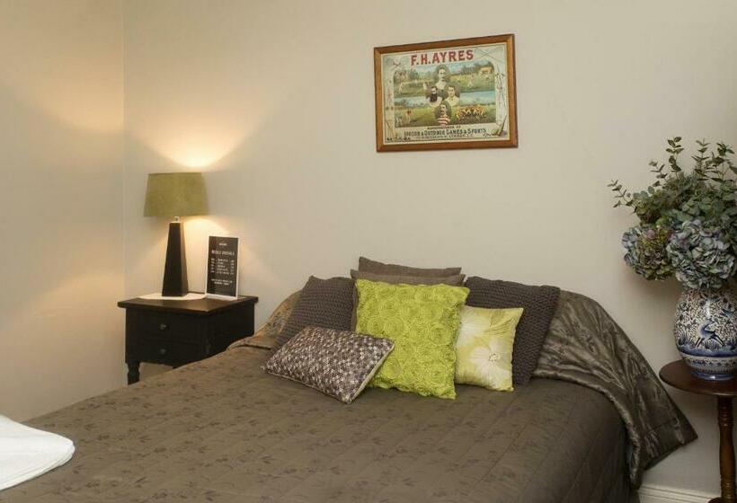 חדר סטנדרט חדר אמבטיה משותף, Southern Railway Hotel Goulburn