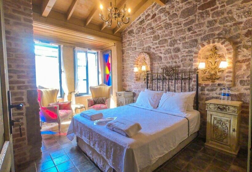 디럭스 룸, Ziyabey Konagi