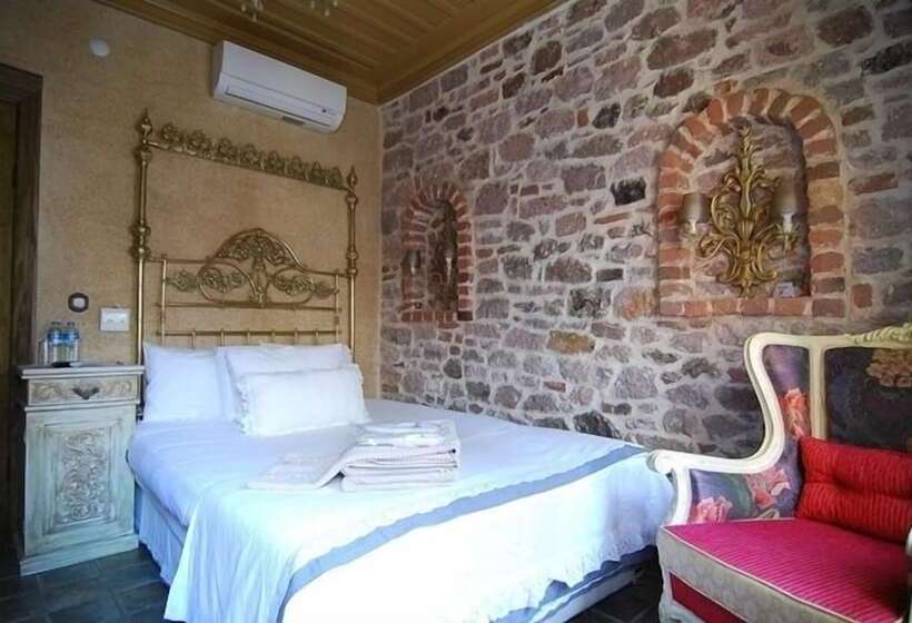 غرفة قياسية, Ziyabey Konagi