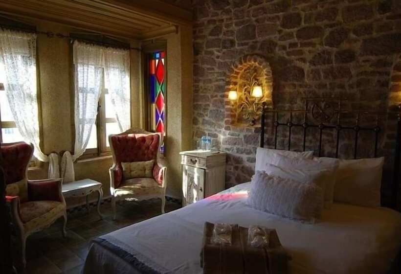 디럭스 룸, Ziyabey Konagi