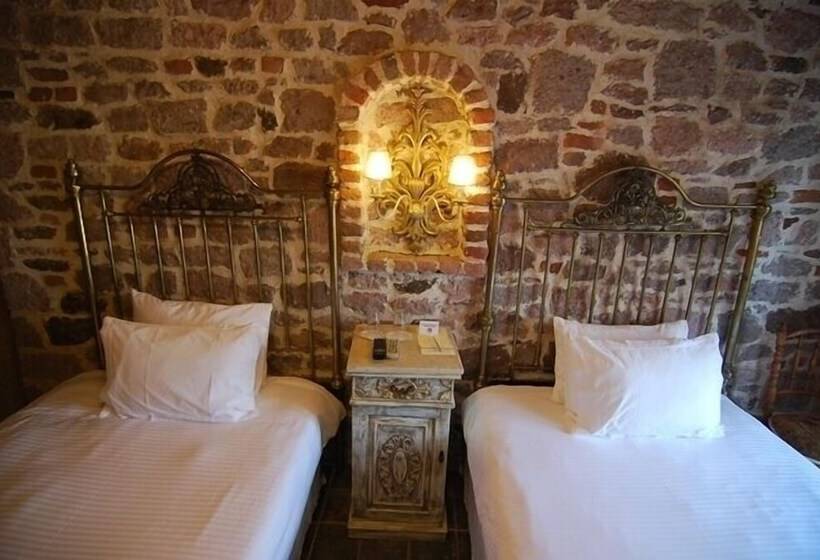 스탠다드 룸, Ziyabey Konagi