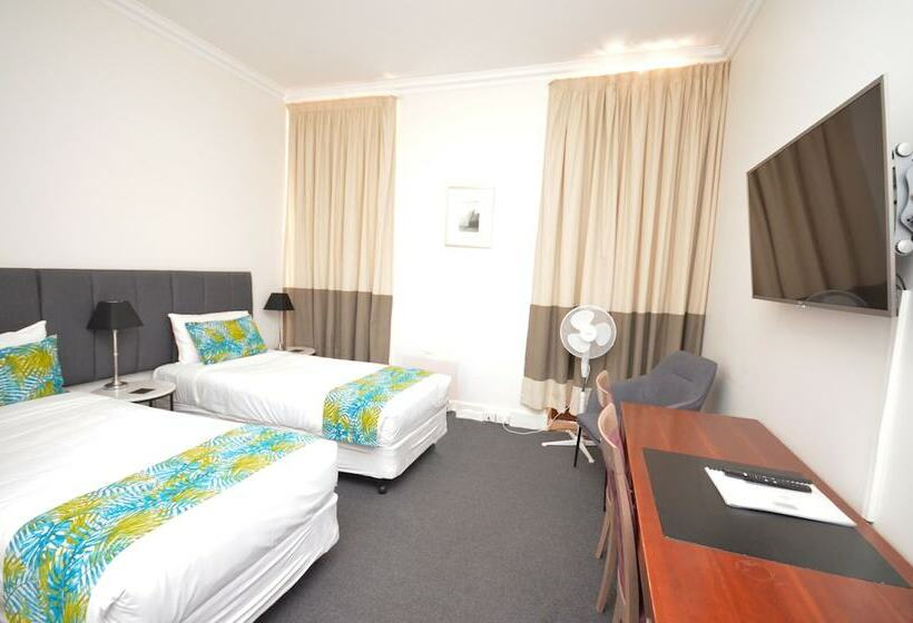 غرفة قياسية, The Hallows Accommodation