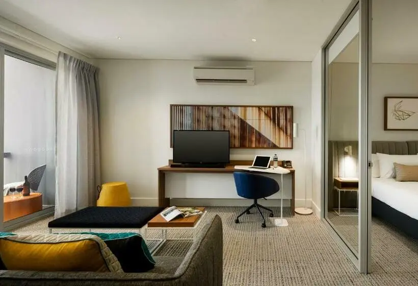 Huoneisto 1 Makuuhuone Parveke, Quest Port Adelaide