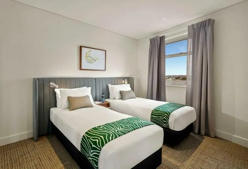 Huoneisto 2 Makuuhuonetta Parveke, Quest Port Adelaide