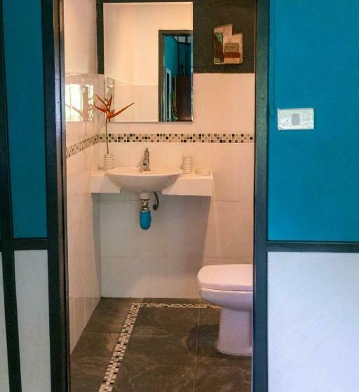 デラックスバンガロー, Oasis Yoga Bungalows