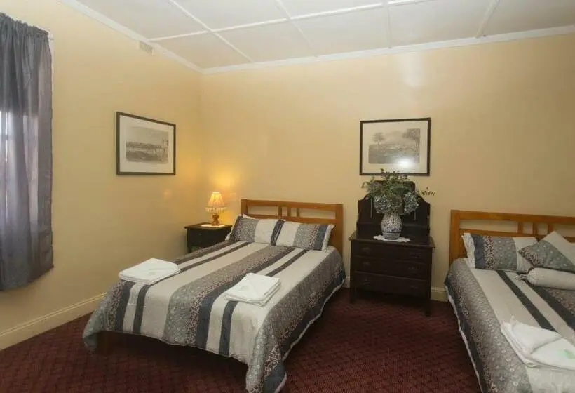 Perhehuone Jaettu Kylpyhuone, Southern Railway Hotel Goulburn
