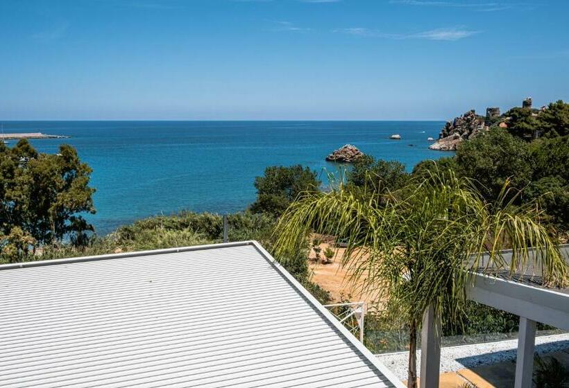 스탠다드 룸, A Tonnara