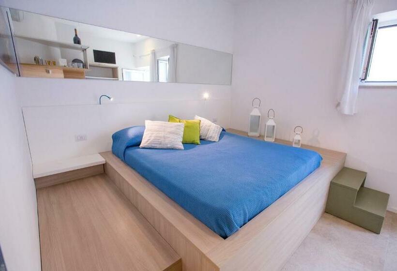 스탠다드 룸, A Tonnara