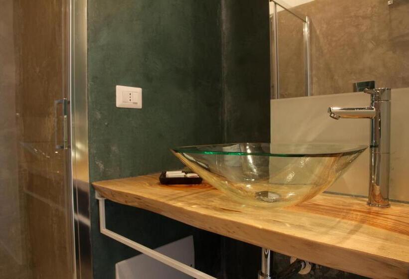 수피리어 룸 바다 전망, A Tonnara