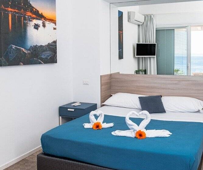 수피리어 룸 바다 전망, A Tonnara