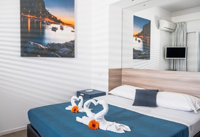 수피리어 룸 바다 전망, A Tonnara