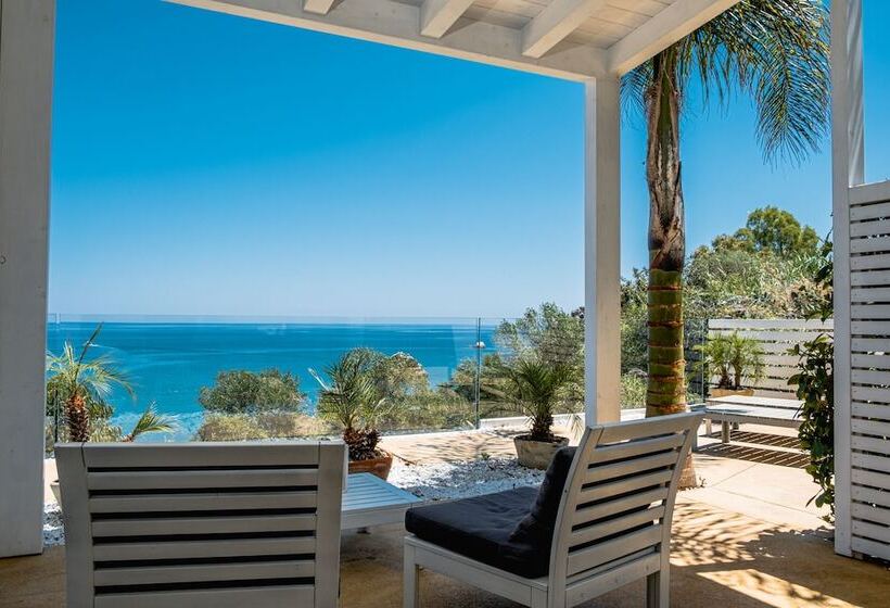 수피리어 룸 바다 전망, A Tonnara