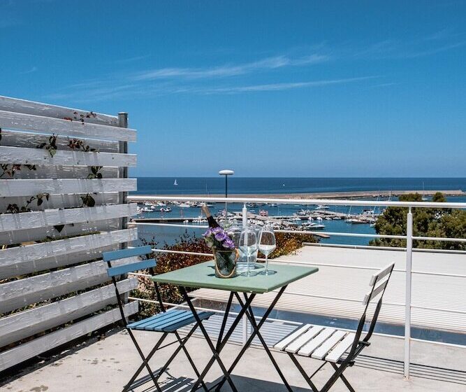 스탠다드 룸, A Tonnara