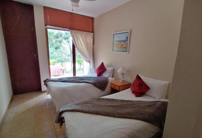 اتاق استاندارد با چشمانداز باغ, Aanhuizen