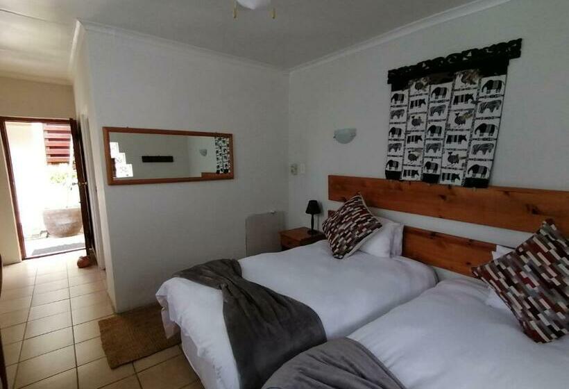 اتاق استاندارد با چشمانداز استخر, Aanhuizen