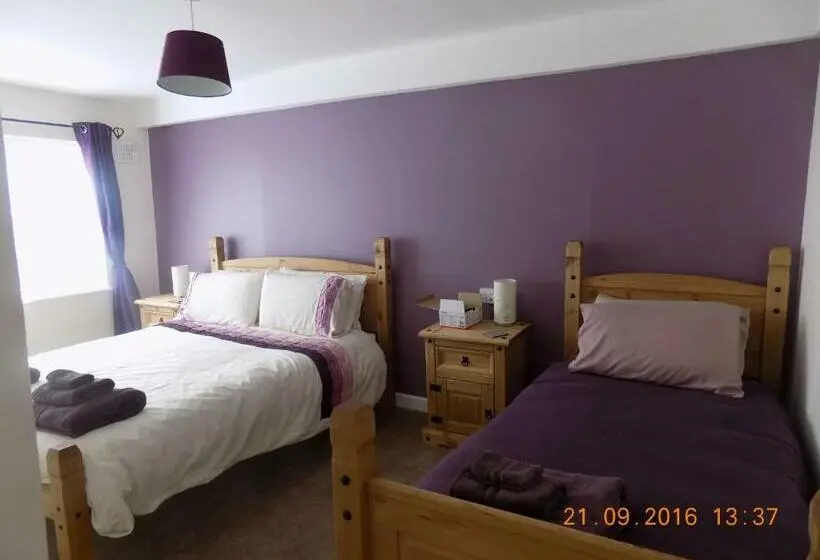 Perhehuone, Cú Chulainns Accommodation
