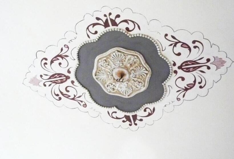 Четырехместный Номер Стандарт с Балконом, Nostos Rooms & Apartments