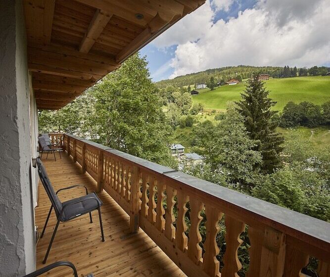 غرفة قياسية ثلاثية, Sportpension Enzian