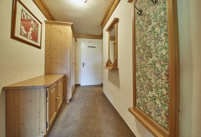 غرفة قياسية ثلاثية, Sportpension Enzian