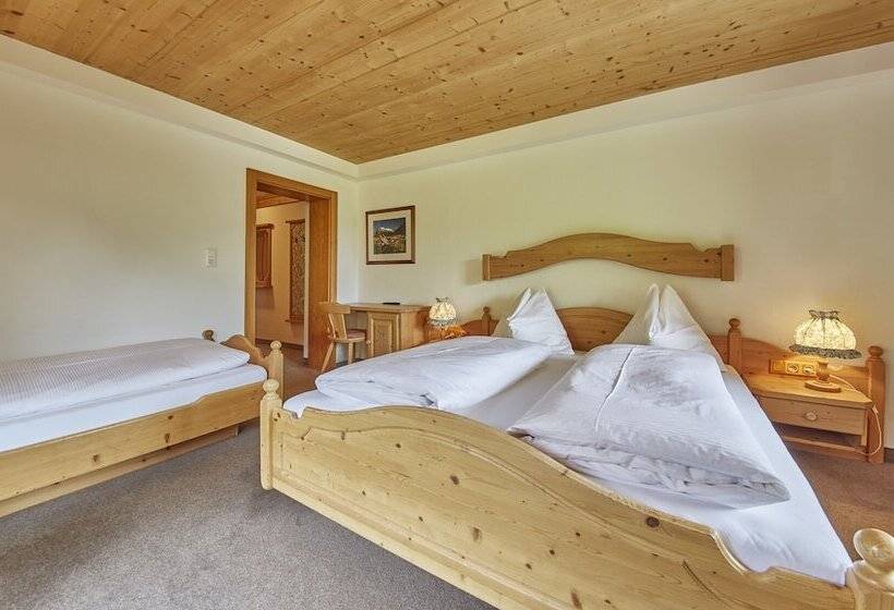 غرفة قياسية ثلاثية, Sportpension Enzian