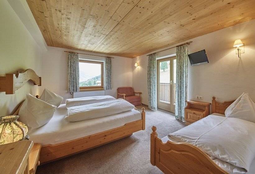 غرفة قياسية ثلاثية, Sportpension Enzian