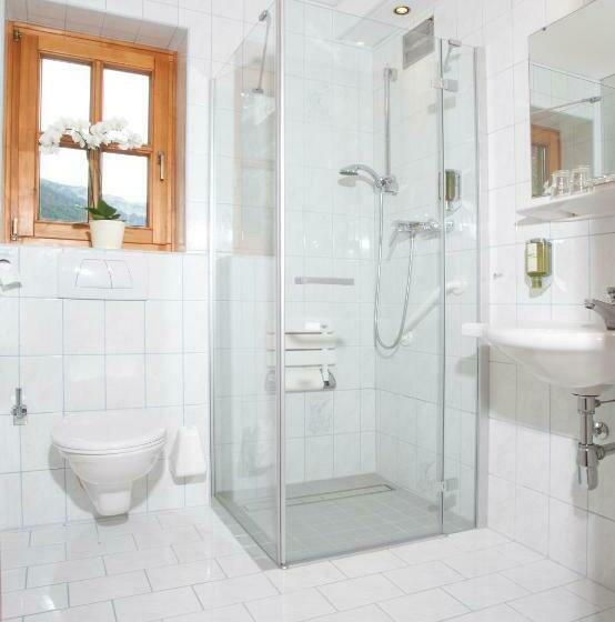 اتاق استاندارد با بالکن, Familienhotel Lengauer Hof