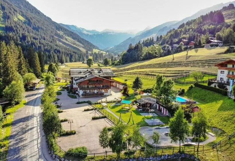 バルコニー付きスタンダードルーム, Familienhotel Lengauer Hof