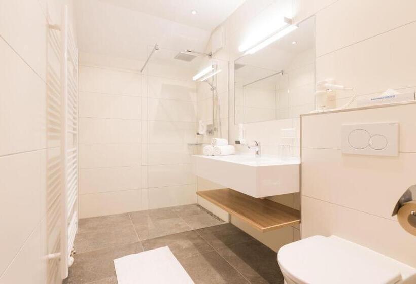 패밀리 룸, Felsners Hotel & Restaurant