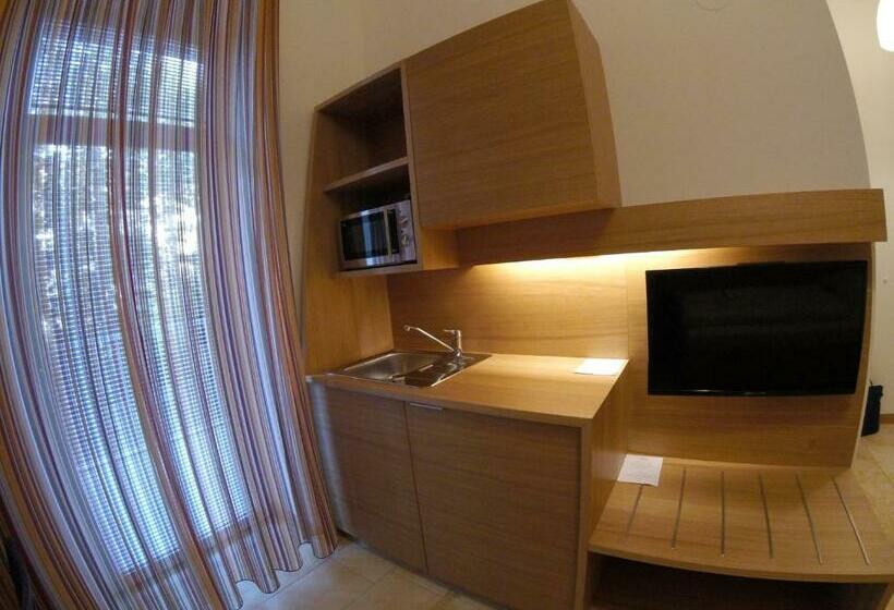 발코니 스탠다드 싱글 룸, Aton