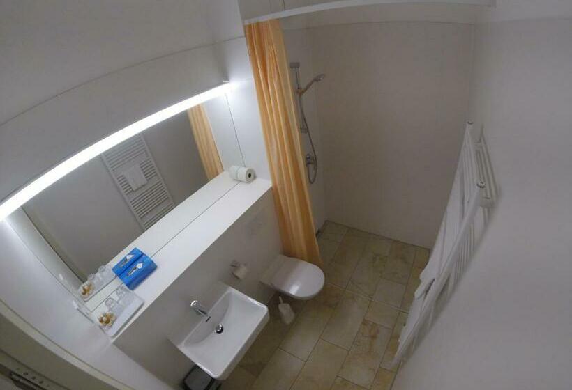 발코니 스탠다드 싱글 룸, Aton